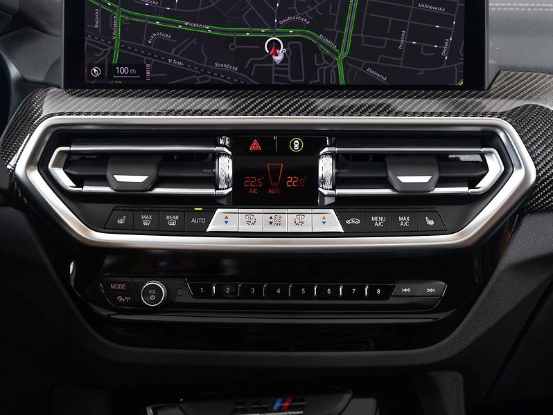 BMW X4 M - fotka 14 z 22