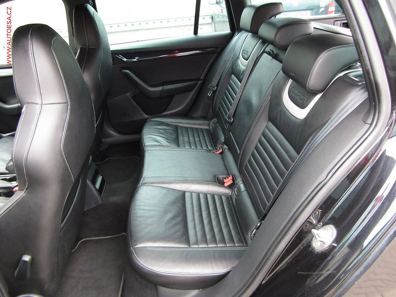 Škoda Octavia (2014) 2.0 TDi, RS, DSG - fotka 10 z 18