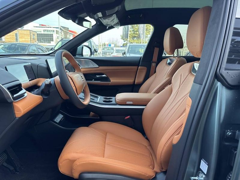 Xpeng G9 (2026) AWD Performance Pro - fotka 13 z 15