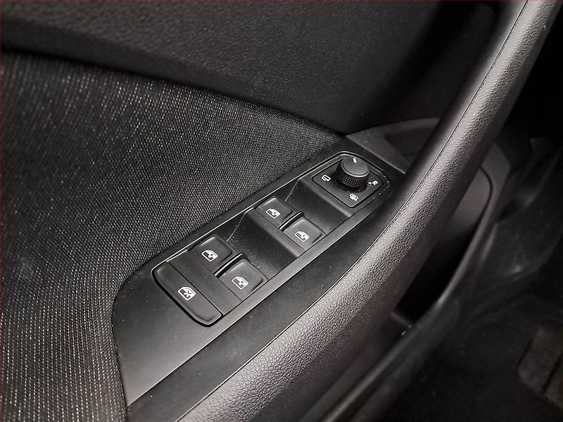 Škoda Scala (2025) 1.0 TSI, Top Selection, FullLe - fotka 18 z 18