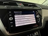Volkswagen Touran 2,0 TDi  DSG Comfortline Tažné - náhled 28