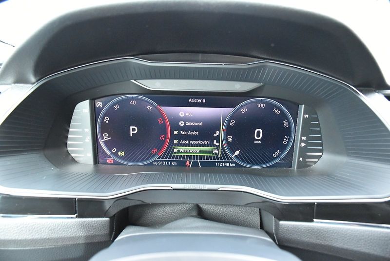Škoda Superb (2023) L&K 2.0 TDI 110kW DSG - fotka 13 z 35