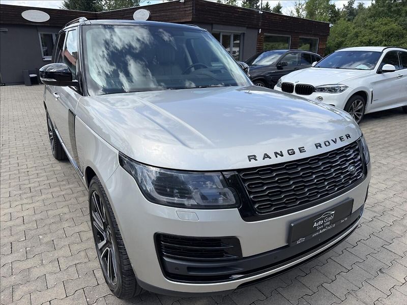 Land Rover Range Rover 4,4 V8 Autobiography - fotka 3 z 31