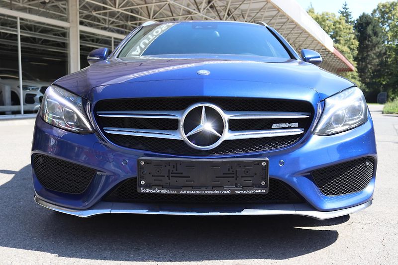 Mercedes-Benz Třídy C C 250 BLUETEC KOMBI AMG 150kW - fotka 3 z 49