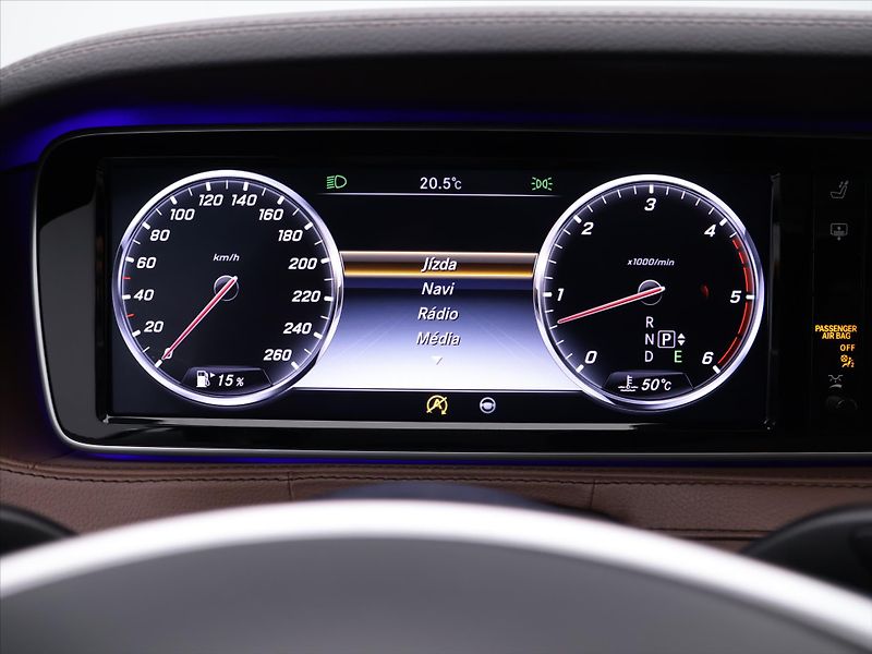 Mercedes-Benz Třídy S 3,0 350d 4Matic AMG paket - fotka 22 z 39