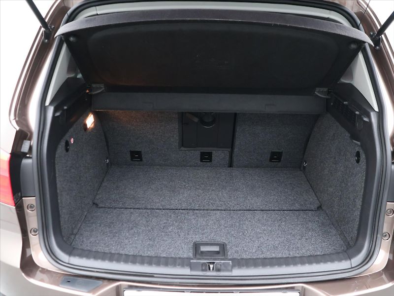 Volkswagen Tiguan 2,0 TSI DSG 4Motion Panorama - fotka 10 z 31