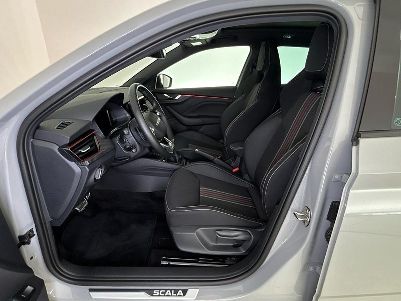 Škoda Scala Monte Carlo DSG - fotka 7 z 31