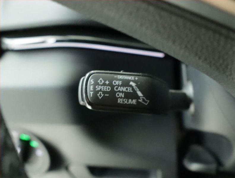 Škoda Karoq (2024) Sportline 1.5 TSI - fotka 18 z 22
