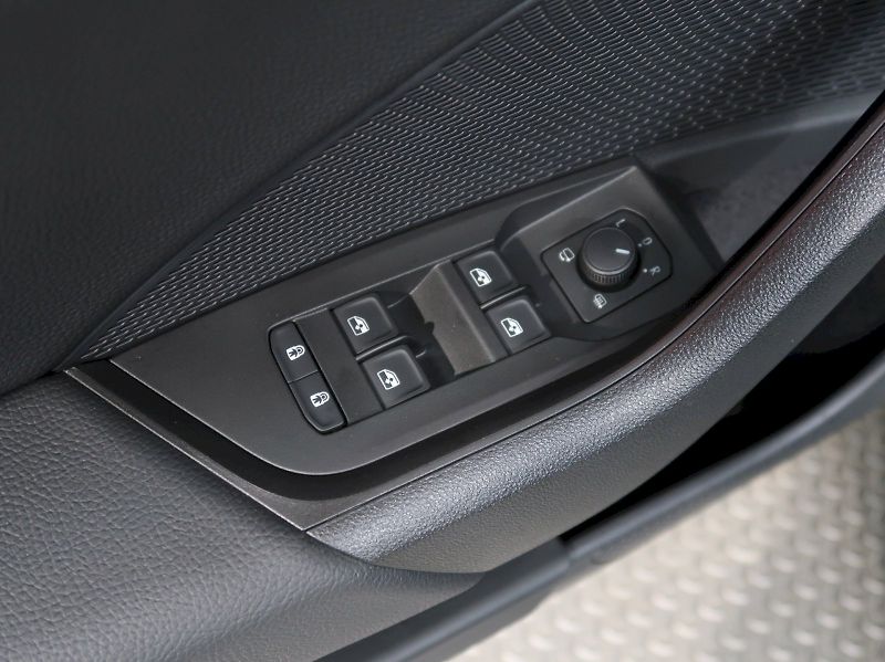Škoda Octavia (2026) RS 2.0TSI 195KW DSG TAŽNÉ WEBA - fotka 44 z 48