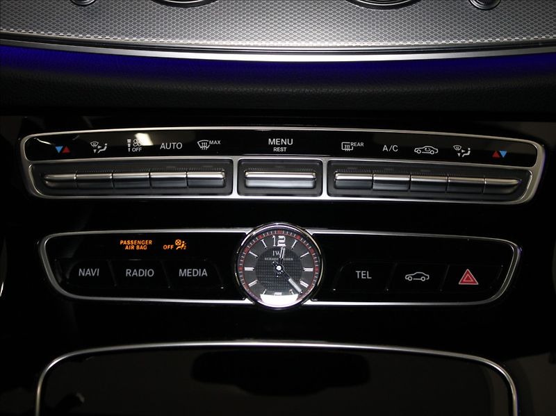 Mercedes-Benz Třídy E E63s 612k.4M 65 780km.DPH   4, - fotka 19 z 45