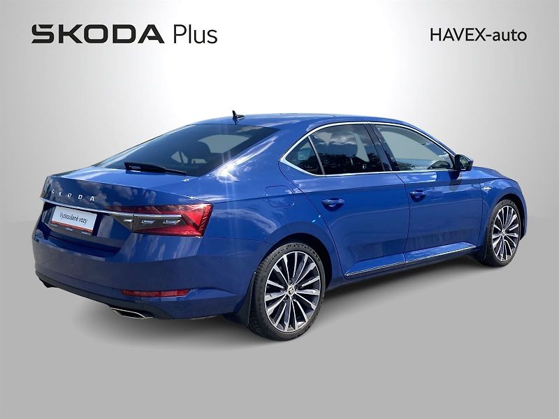 Škoda Superb (2022) 2.0 TSI 206kW 4x4 DSG L&K - fotka 2 z 41