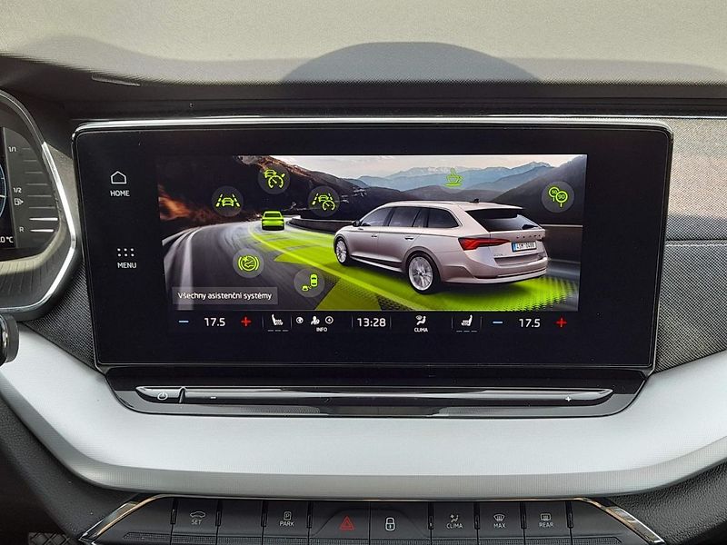 Škoda Octavia Combi Style Navi 2.0 TDI 110kW - fotka 17 z 20