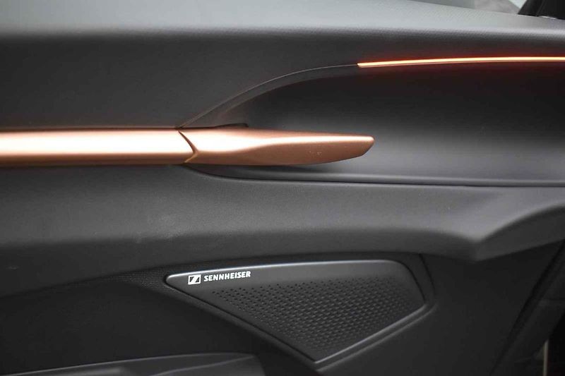 Cupra Terramar vyhoví rodinám i díky příjemným jízdním vlastnostem.