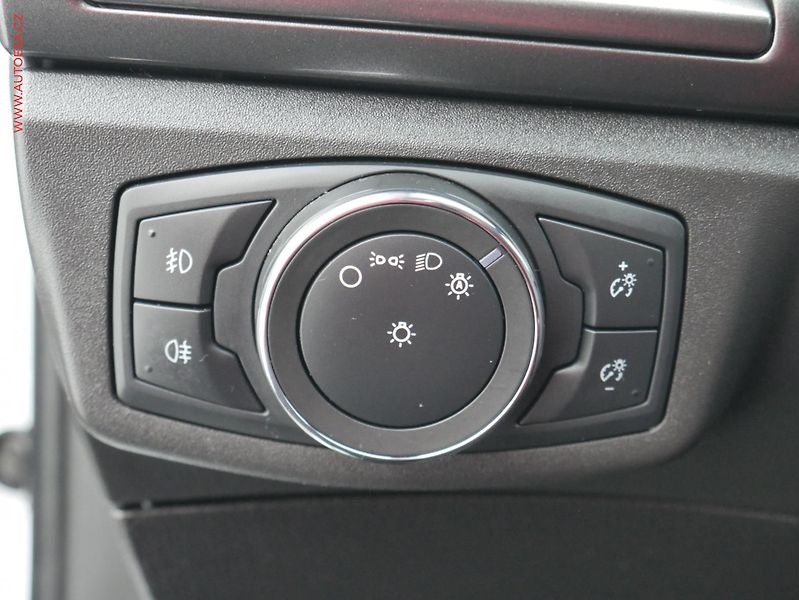 Ford Mondeo (2019) 2.0 EcoBlue, LED, navi - fotka 19 z 25