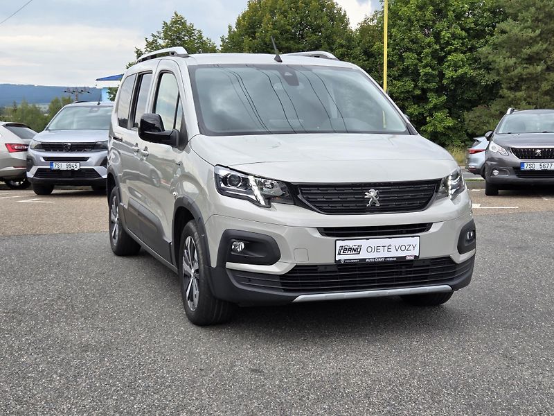 Peugeot Rifter (2020) 1.5 BHDi 130 LONG GTline MAN6 - fotka 7 z 32