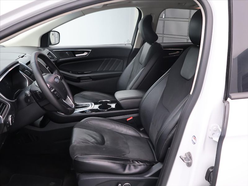 Ford Edge 2,0 TDCi 154kW Sport aut.klima - fotka 10 z 28