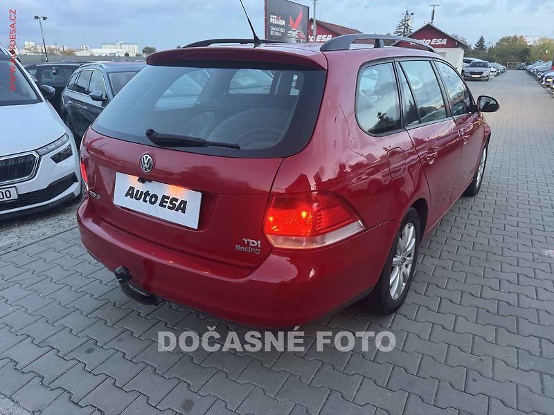 Volkswagen Golf (2009) 1.9 TDI, ČR, autoAC, temp - fotka 2 z 3