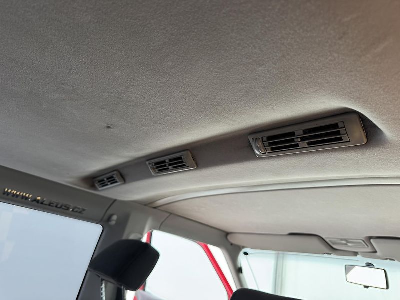 Volkswagen Caravelle California*2.5d*75kw*KLIMA* - fotka 15 z 23