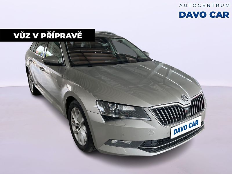 Škoda Superb 2.0 TDI 110kW Style Bi-Xenon - fotka 4 z 12
