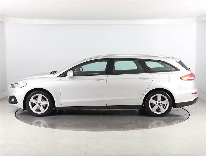 Ford Mondeo (2019) 2.0 EcoBlue, Automat - fotka 3 z 21