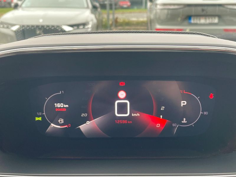 Peugeot 2008 GT 1.2 PureTech 96 kW - fotka 12 z 20
