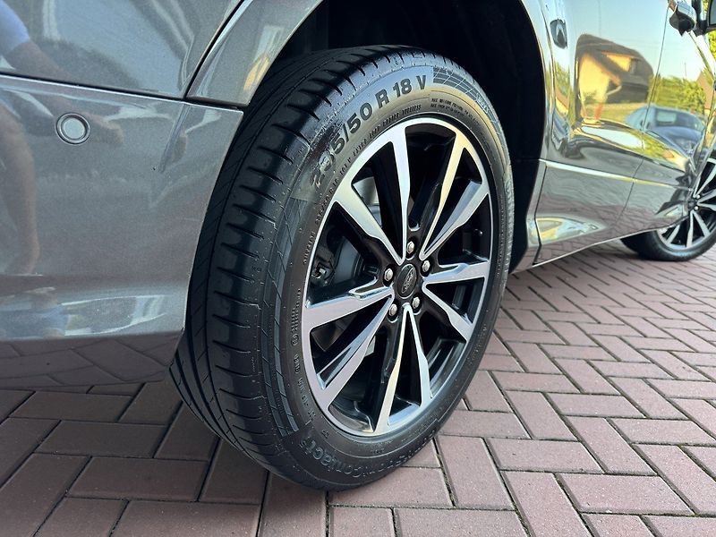 Ford Kuga (2019) 2.0 TDCi ST-Line Xenony AT - fotka 46 z 48