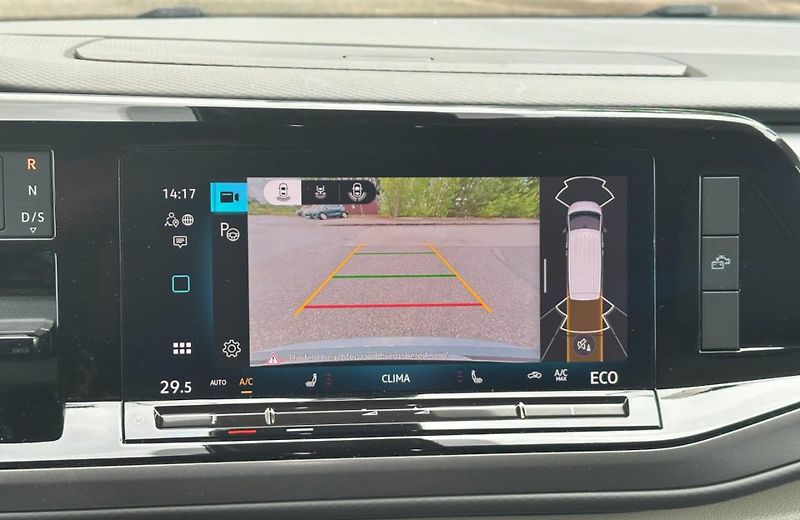 Volkswagen California eHybrid 4M Beach IQ NezTop Kam - fotka 13 z 17