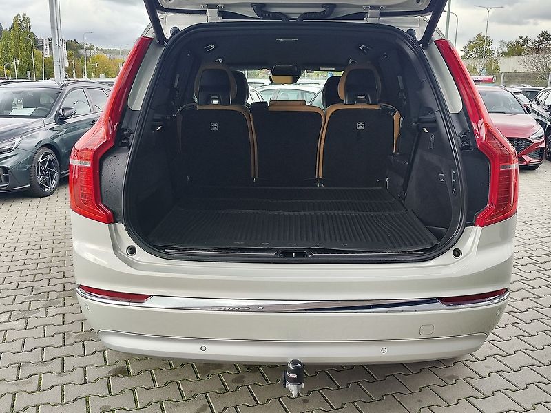 Volvo XC90 B5 2.0/173kW Inscription AT 4x - fotka 9 z 46