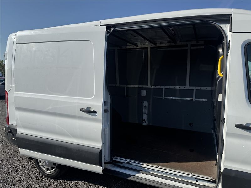 Ford Transit 2,0 125kW DPH LED KLIMA KAMERA - fotka 29 z 36