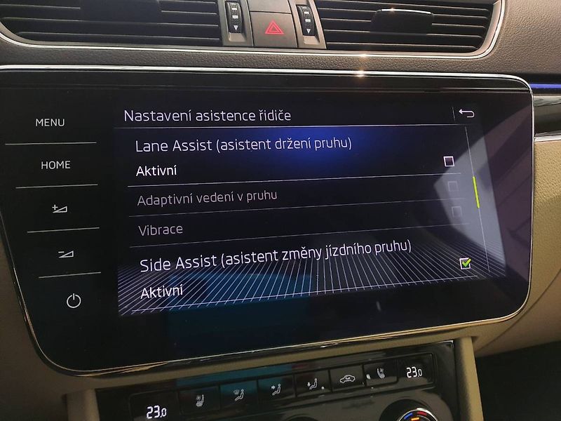 Škoda Superb (2020) Laurin&Klement 2.0 TSI 4x4 (20 - fotka 22 z 30