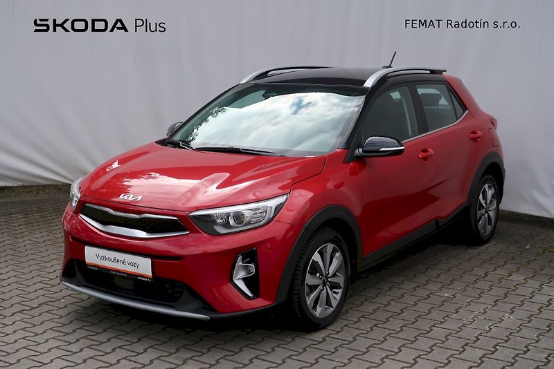 Kia Stonic (2023) Exclusive 1,0 T-GDI DCT7 74kW - fotka 21 z 31