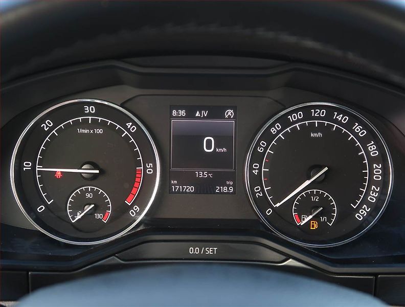 Škoda Superb (2016) Style 2.0 TDI 4x4, 4X4, ČR - fotka 11 z 23