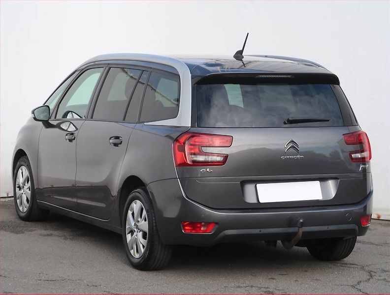 Citroën C4 Picasso (2018) 1.6 BlueHDi, 7 míst, Navi - fotka 4 z 21