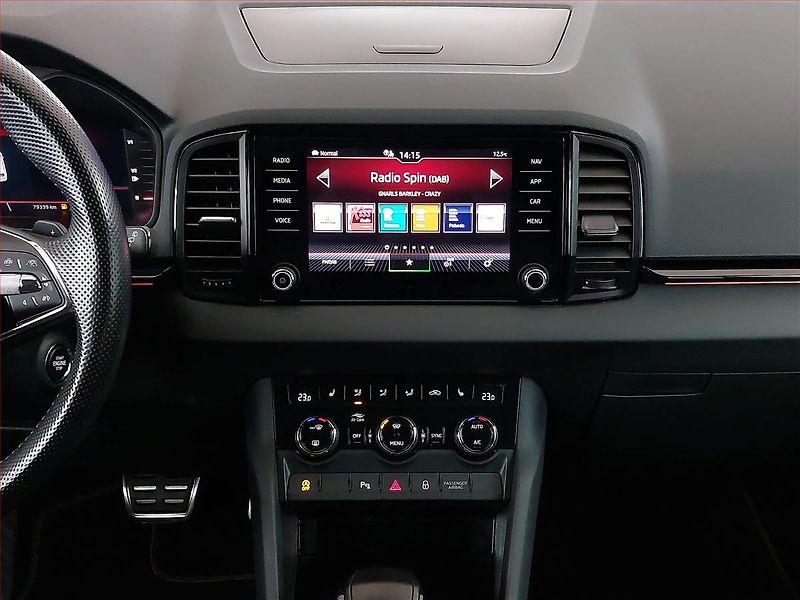 Škoda Karoq (2023) Sportline 1.5 TSI - fotka 10 z 21