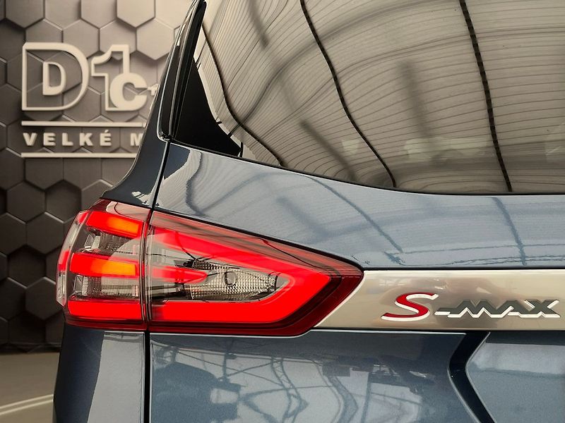 Ford S-MAX 2.5 Duratec HEV LED - fotka 38 z 64