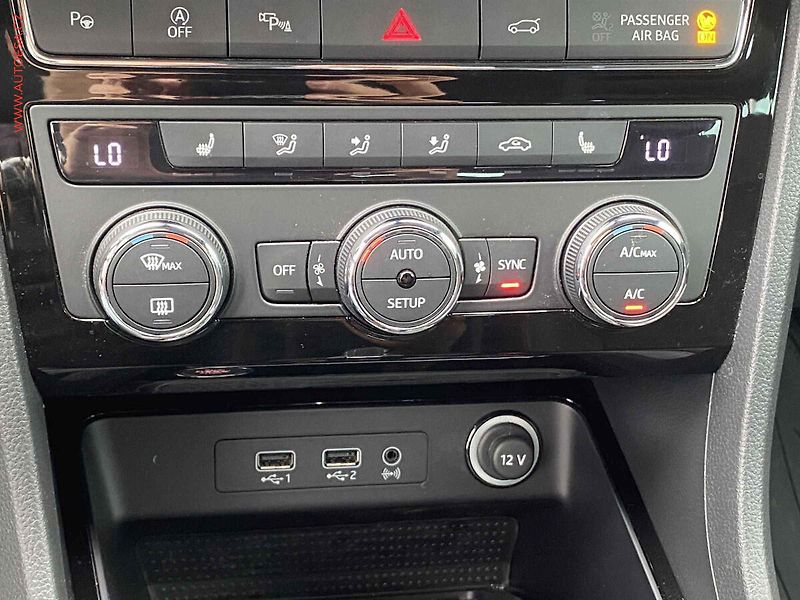 Seat Ateca (2018) 2.0 TSi 4x4, FR, DSG, +ALU - fotka 17 z 22