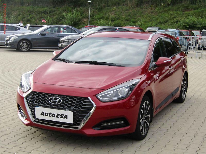 Hyundai i40 (2019) 1.6CRDi, 1.maj,ČR, servis - fotka 3 z 22