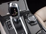 BMW Řada 5 (2015) Luxury Line 518d, Automat - náhled 19