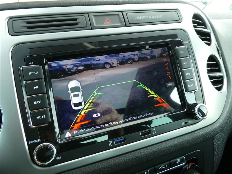 Volkswagen Tiguan 2,0 TDi 130kW 4MOTION, závěs - fotka 38 z 43