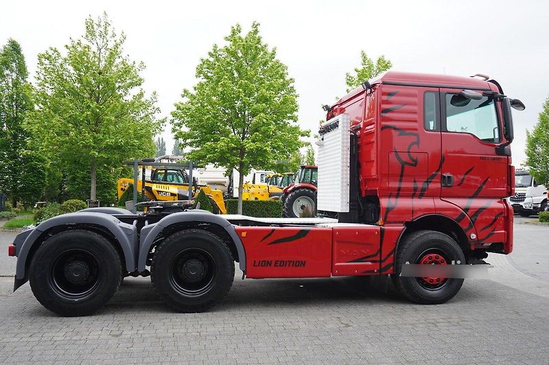 MAN TGX (2020) 33.640  6x4 tahač 70t EURO 6 - fotka 6 z 18
