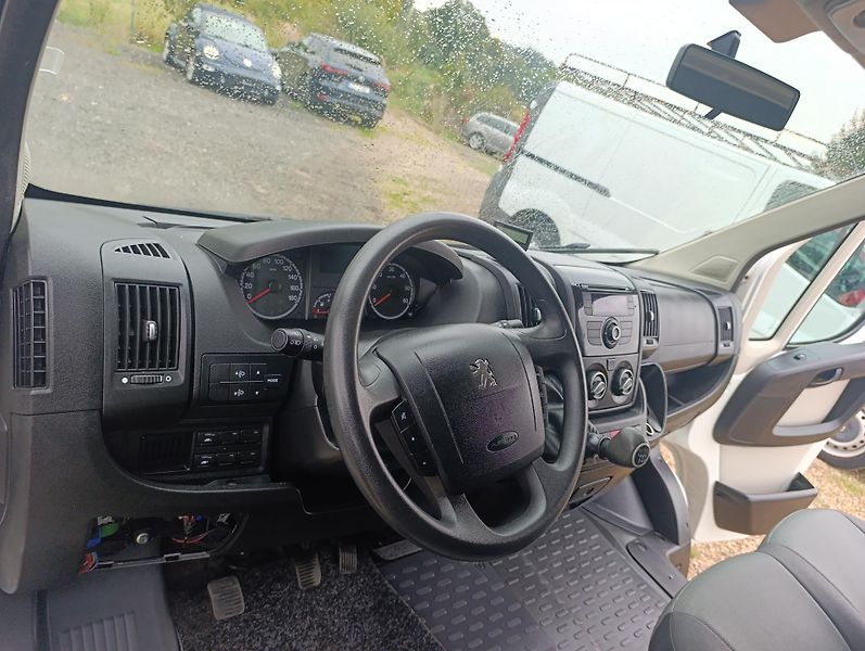 Peugeot Boxer (2014) 2.2Hdi L2H1 klima tažné - fotka 7 z 14