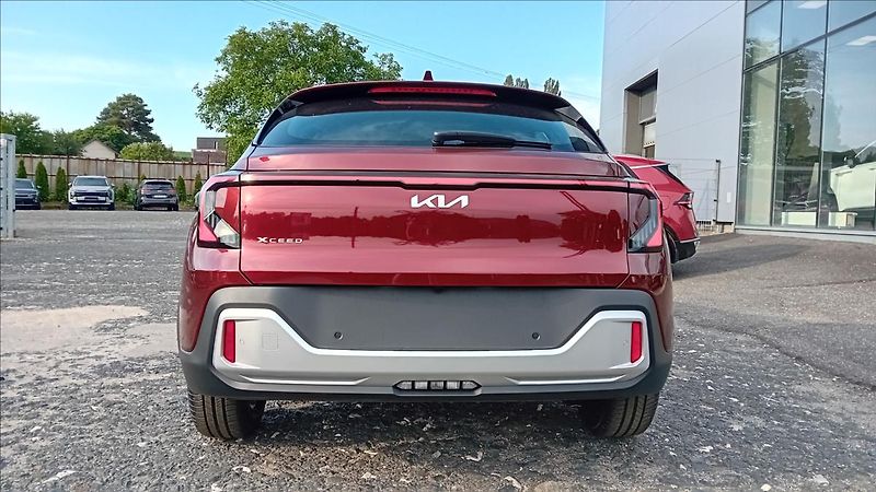 Kia XCeed 1,0 T-GDi  SPIN (2027) - fotka 4 z 6
