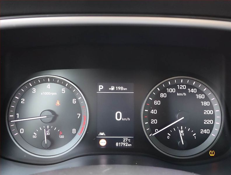 Hyundai Tucson (2019) 1.6 T-GDI, 4X4, Automat, Navi - fotka 11 z 19