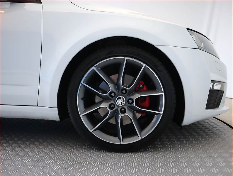 Škoda Octavia (2016) 2.0 TDI, Automat, Serv.kniha - fotka 15 z 18