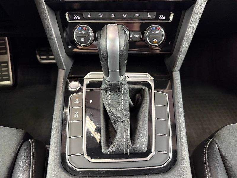 Volkswagen Arteon 2.0 Bi-TDI 176KW DSG 4M R-LINE - fotka 26 z 32