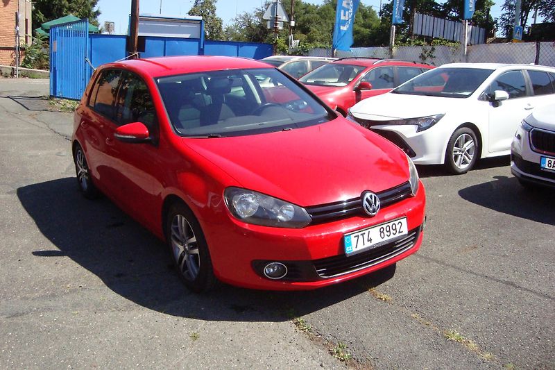 Volkswagen Golf (2011) VI,1.2TSi,ČR,Serv.Kn,114tis.km - fotka 1 z 75