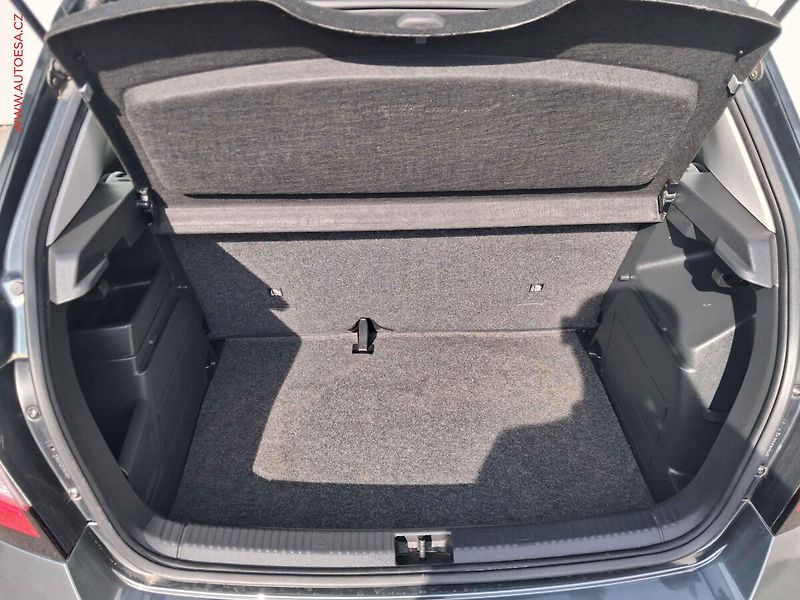 Škoda Fabia (2016) 1.0 MPi, Cool Edition, park. - fotka 7 z 17