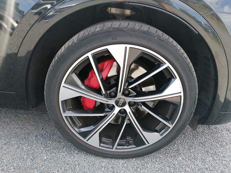 Audi SQ5 (2023) 3.0 TDi Quattro Sportback - fotka 30 z 32