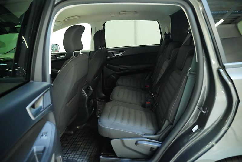 Ford S-MAX - fotka 24 z 25