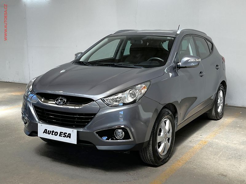 Hyundai ix35 (2013) 2.0 CRDi AWD, AC, +ALU - fotka 3 z 15